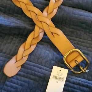 Gap braided belt. Medium. Tan.